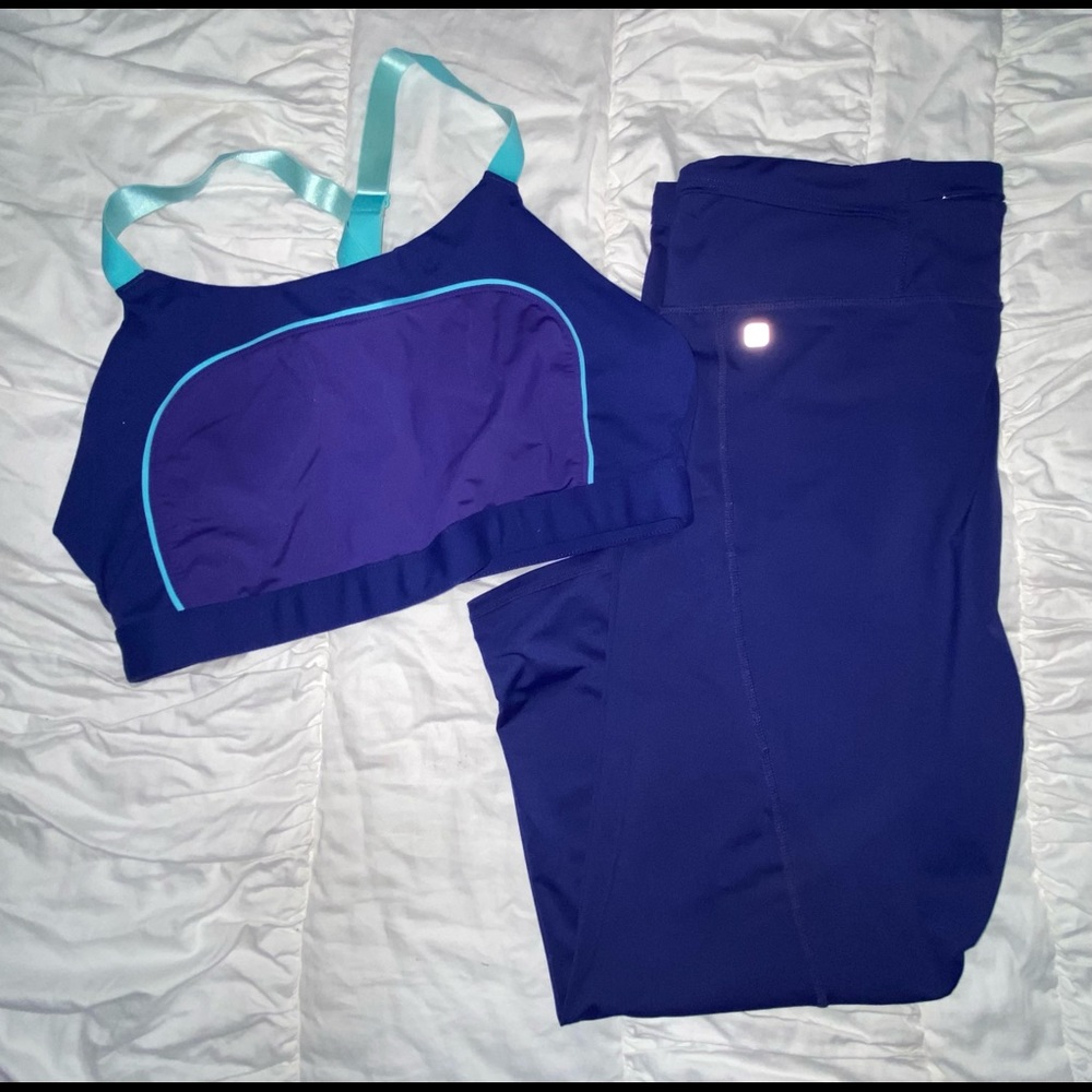 Fabletics workout set leggings sports bra